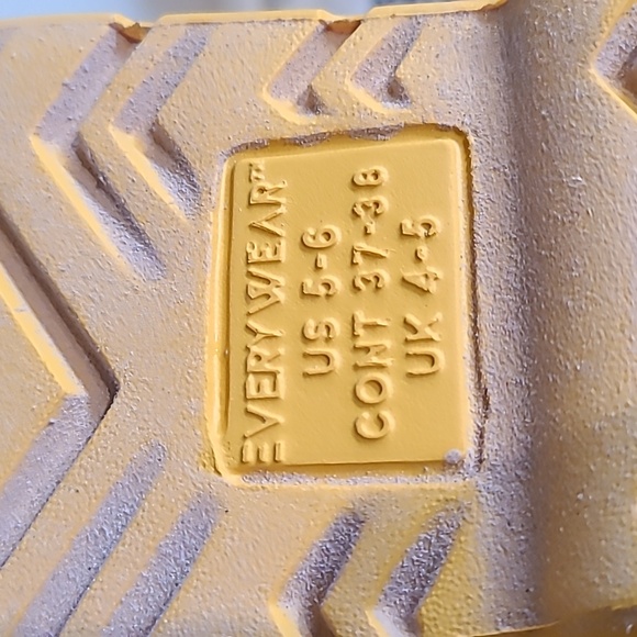 Totes Yellow Rain Boots - Picture 9 of 10